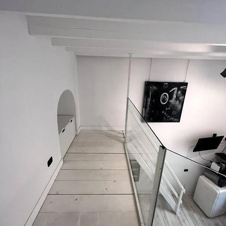 Ferienwohnung Amazing Little Loft In The Center Of Mailand Exterior foto